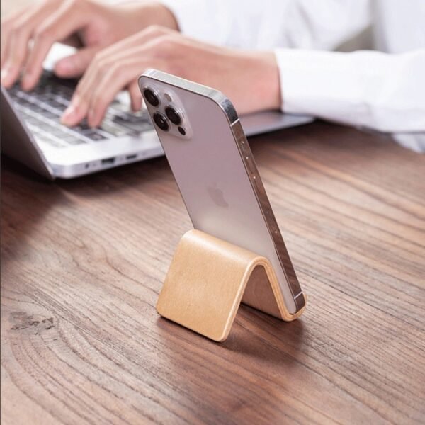 Walnut Retro Wooden Phone Stand